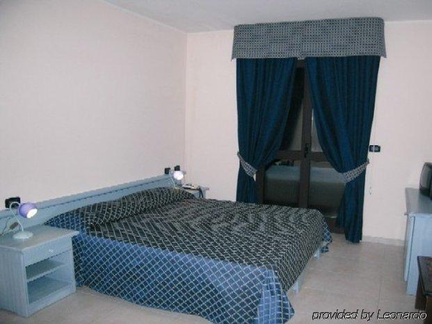 Hotel Le Palme SantʼAnna Arresi Εξωτερικό φωτογραφία