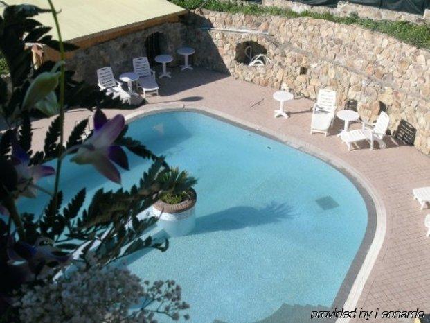 Hotel Le Palme SantʼAnna Arresi Εξωτερικό φωτογραφία